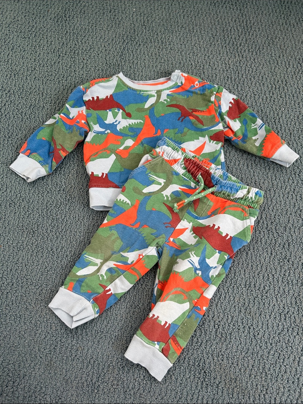 Kids Dinosaur Sweatsuit Set - Multicolor Green Blue Orange White
